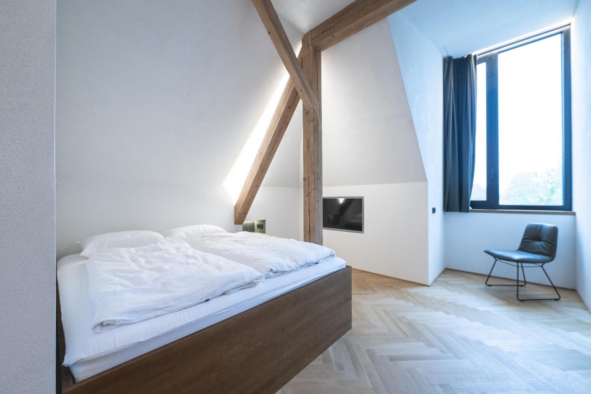 Lukas Kapeller Hotel Und Restaurant ستير المظهر الخارجي الصورة